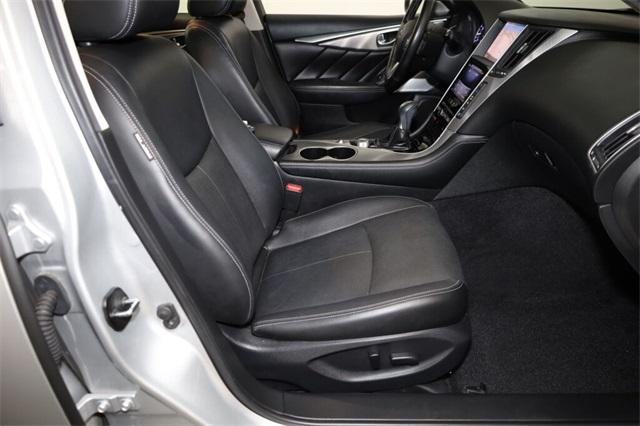 Photo of 2017 Liquid Platinum INFINITI Q50