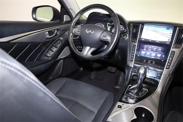 Photo of 2017 Liquid Platinum INFINITI Q50