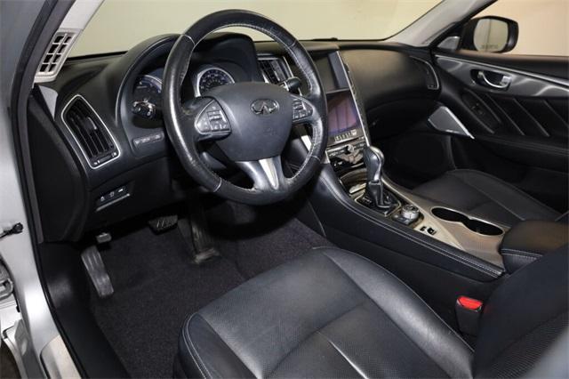 Photo of 2017 Liquid Platinum INFINITI Q50