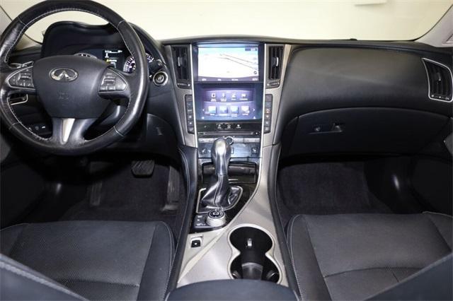 Photo of 2017 Liquid Platinum INFINITI Q50