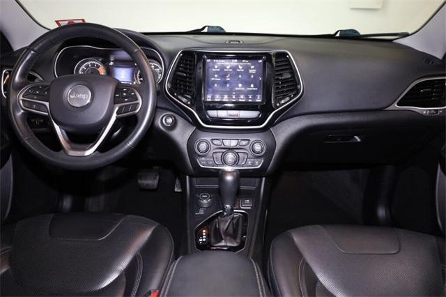 Photo of 2019 Granite Crystal Clearcoat Metallic Jeep Cherokee