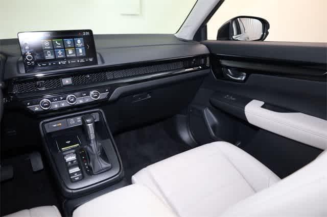 Photo of 2024 Meteorite Gray Metallic Honda CR-V