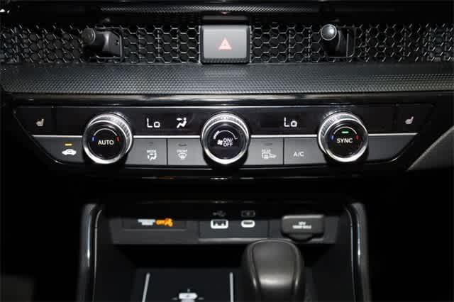 Photo of 2024 Meteorite Gray Metallic Honda CR-V