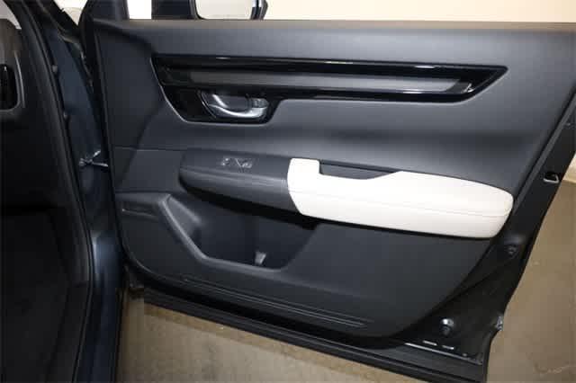 Photo of 2024 Meteorite Gray Metallic Honda CR-V