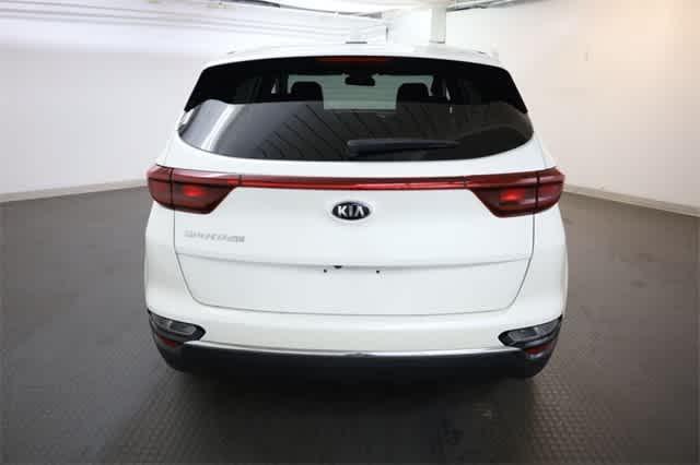 Photo of 2022 Snow White Pearl Kia Sportage