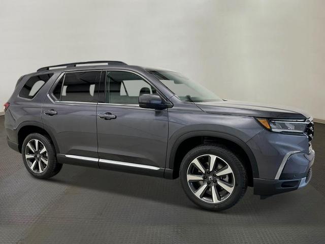 Photo of 2025 Modern Steel Metallic Honda Pilot