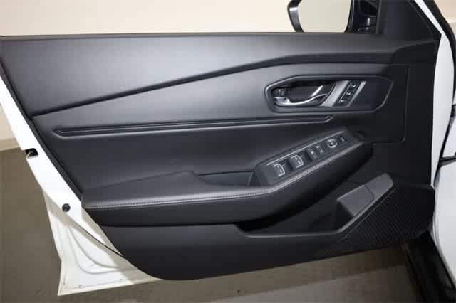 Photo of 2023 Platinum White Pearl Honda Accord Hybrid