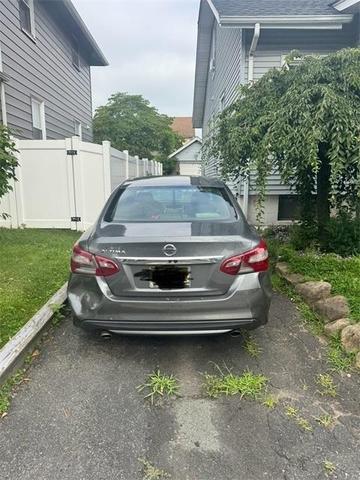 Photo of 2018 Gun Metallic Nissan Altima
