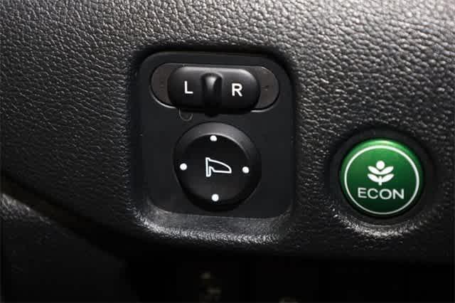 Photo of 2022 Sonic Gray Pearl Honda Pilot