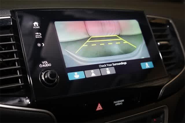 Photo of 2022 Sonic Gray Pearl Honda Pilot