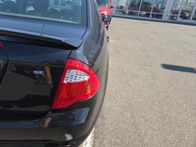 Photo of 2012 Tuxedo Black Ford Fusion