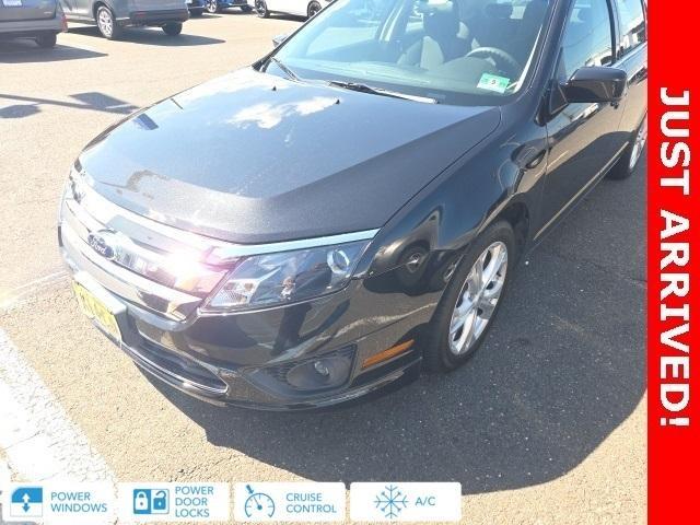 Photo of 2012 Tuxedo Black Ford Fusion