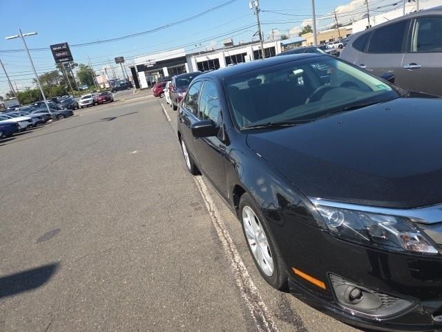 Photo of 2012 Tuxedo Black Ford Fusion