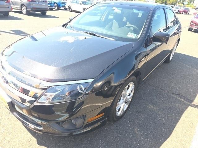 Photo of 2012 Tuxedo Black Ford Fusion