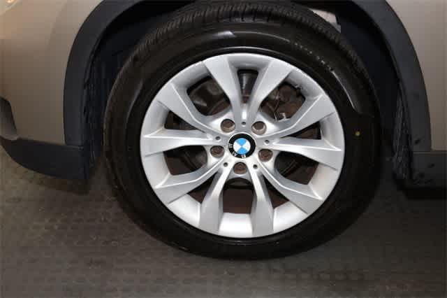 Photo of 2013 Sparkling Bronze Metallic BMW X1