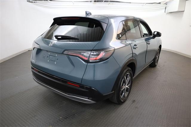 Photo of 2023 Pearl Honda HR-V