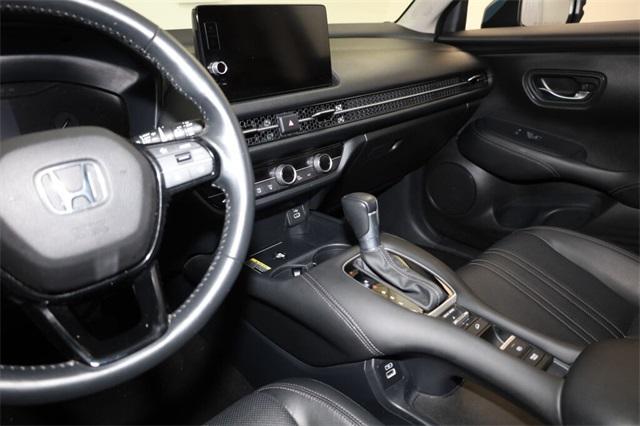 Photo of 2023 Pearl Honda HR-V