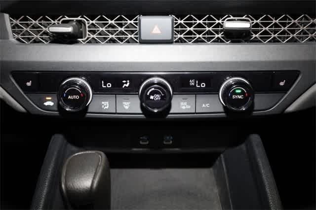 Photo of 2024 Platinum White Pearl Honda Accord