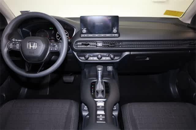 Photo of 2023 Platinum White Pearl Honda HR-V