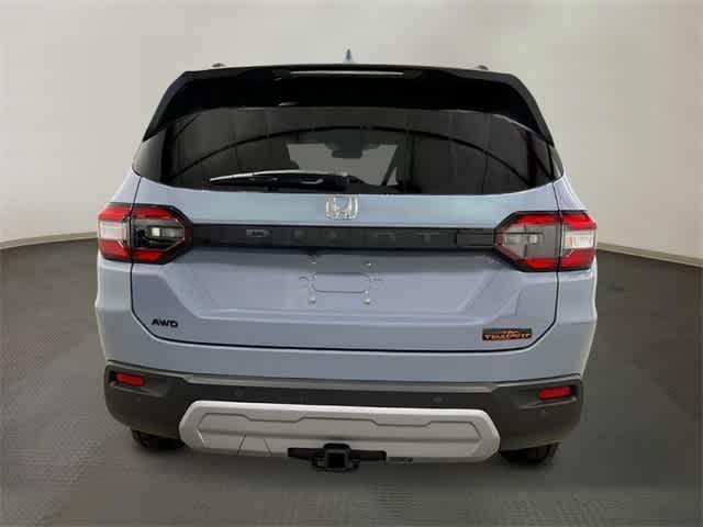 Photo of 2025 Sonic Gray Pearl Honda Pilot