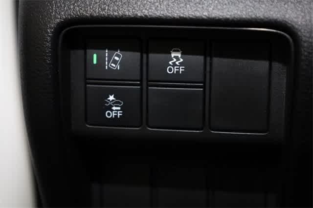 Photo of 2021 Platinum White Pearl Honda CR-V