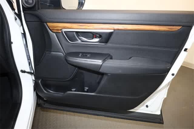 Photo of 2021 Platinum White Pearl Honda CR-V
