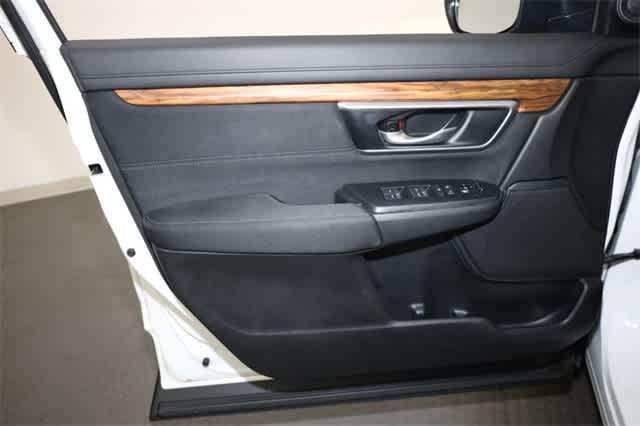 Photo of 2021 Platinum White Pearl Honda CR-V
