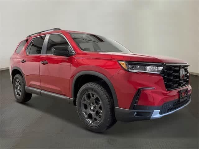 Photo of 2025 Radiant Red Metallic II Honda Pilot