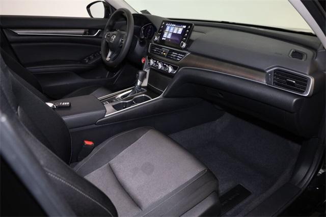 Photo of 2022 Crystal Black Pearl Honda Accord