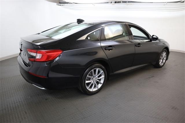 Photo of 2022 Crystal Black Pearl Honda Accord