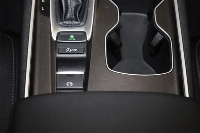 Photo of 2022 Crystal Black Pearl Honda Accord