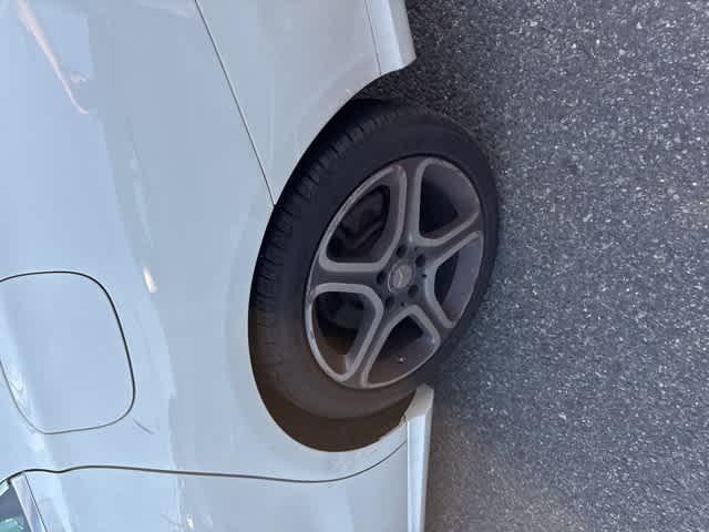 Photo of 2018 White Mercedes-Benz CLA 250