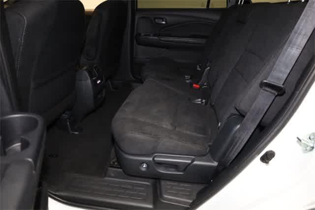 Photo of 2022 Platinum White Pearl Honda Pilot