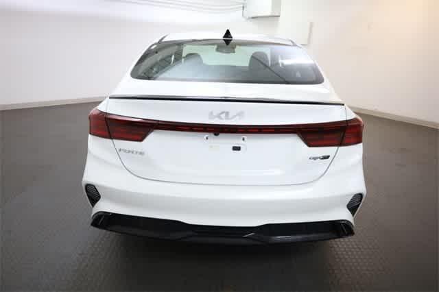 Photo of 2023 Snow White Pearl Kia Forte