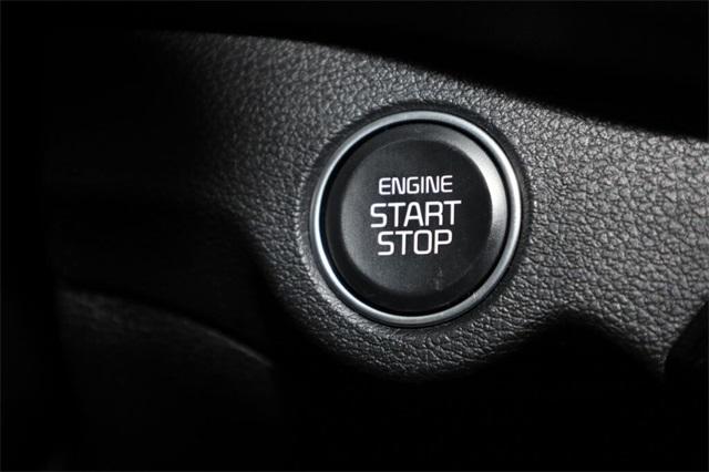 Photo of 2023 Snow White Pearl Kia Forte