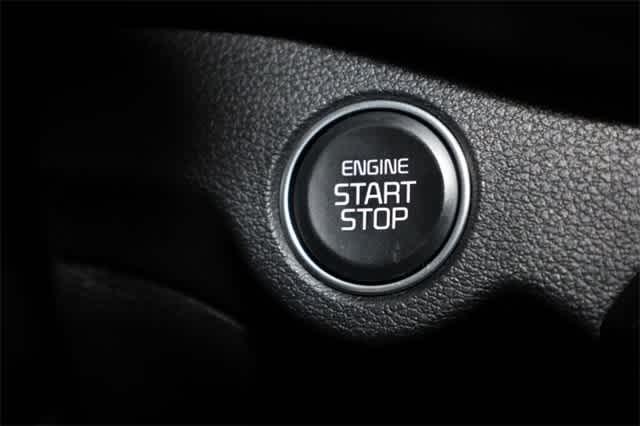 Photo of 2023 Snow White Pearl Kia Forte