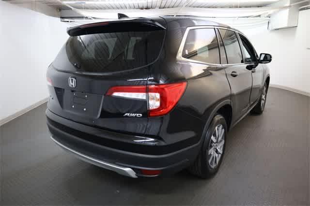Photo of 2022 Crystal Black Pearl Honda Pilot