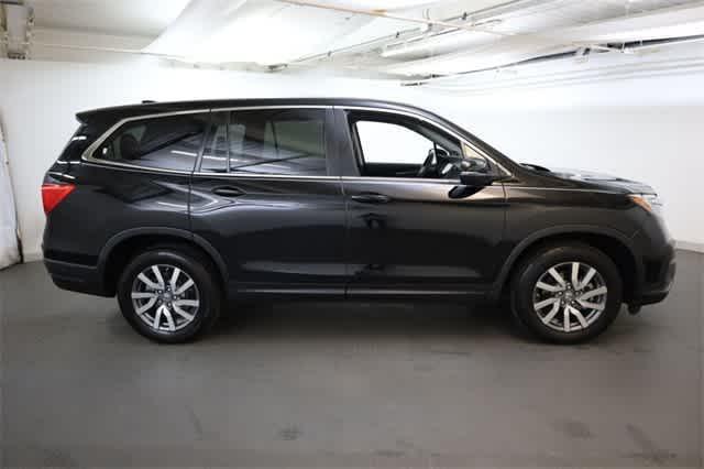 Photo of 2022 Crystal Black Pearl Honda Pilot