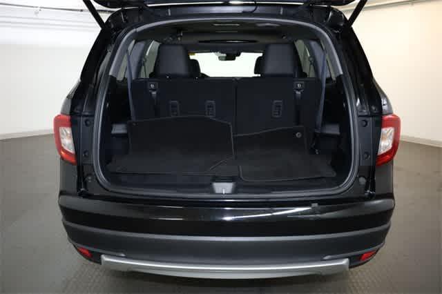 Photo of 2022 Crystal Black Pearl Honda Pilot
