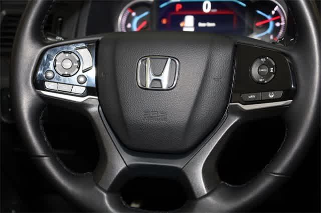 Photo of 2022 Crystal Black Pearl Honda Pilot