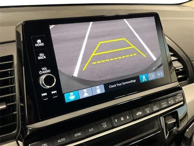 Photo of 2026 Solar Silver Metallic Honda Odyssey