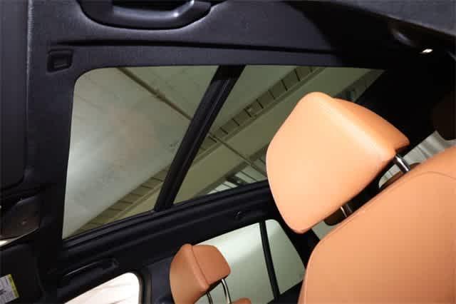 Photo of 2022 Black Sapphire Metallic BMW X5