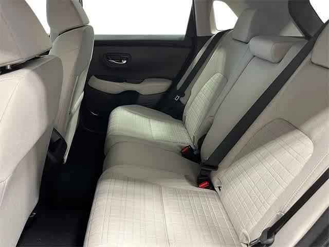 Photo of 2026 Platinum White Pearl Honda HR-V