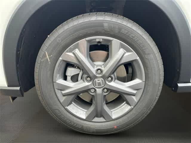 Photo of 2026 Platinum White Pearl Honda HR-V