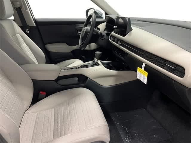 Photo of 2026 Platinum White Pearl Honda HR-V