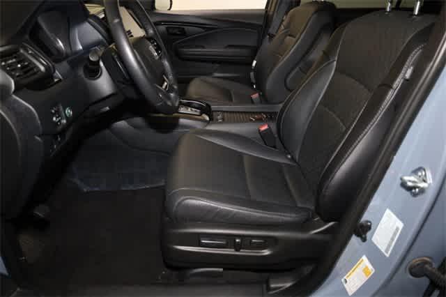 Photo of 2022 Sonic Blue Honda Passport