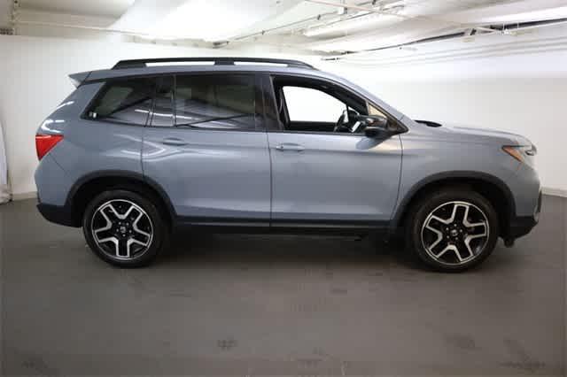 Photo of 2022 Sonic Blue Honda Passport