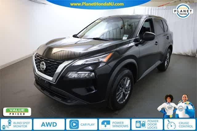 Photo of 2021 Black Nissan Rogue