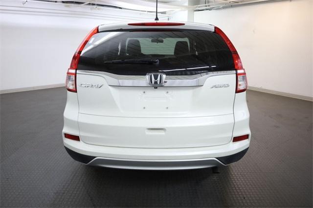 Photo of 2015 White Honda CR-V