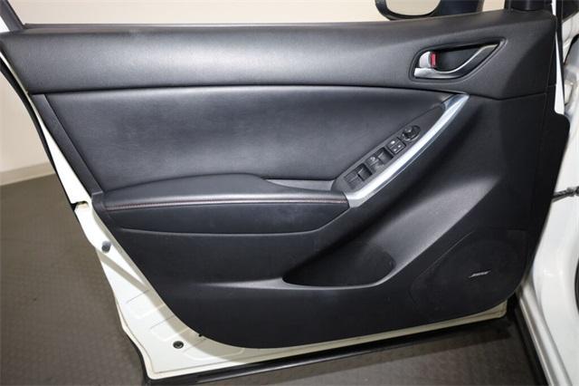 Photo of 2015 Crystal White Pearl Mazda CX-5